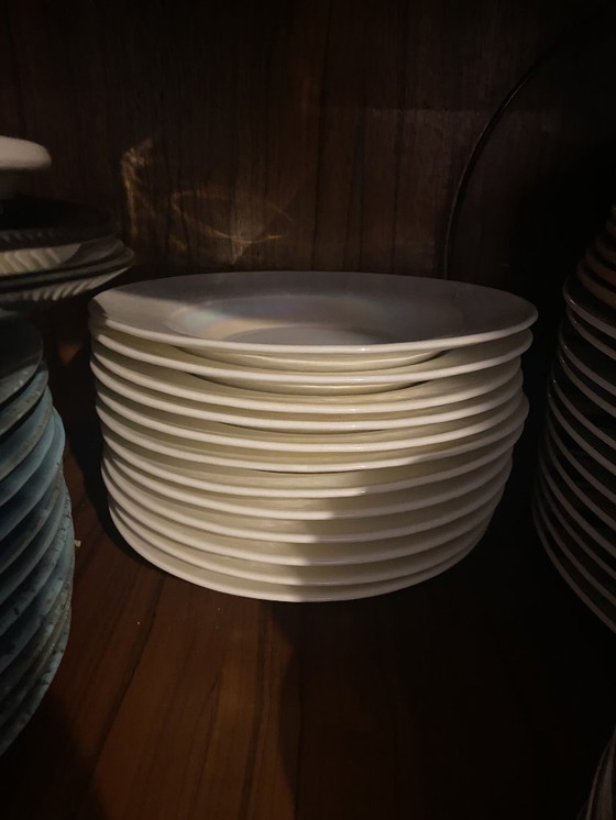 Image 1 of 12 Murano glass and mother-of-pearl design plates