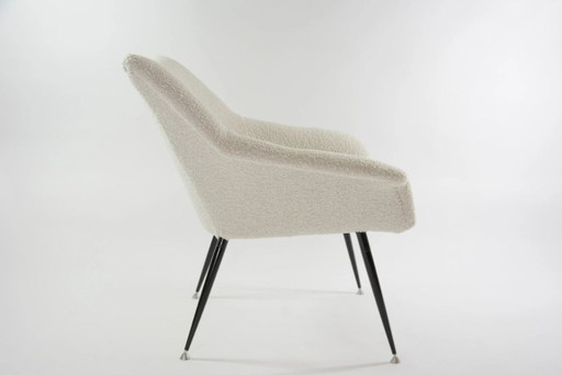 Vierkante schelpfauteuils, crèmekleurige bouclé