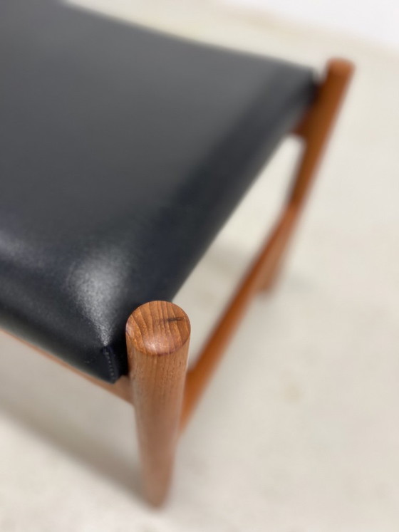 Image 1 of Repose-pieds vintage danois en teck par Hugo Frandsen pour Spøttrup, 1960.