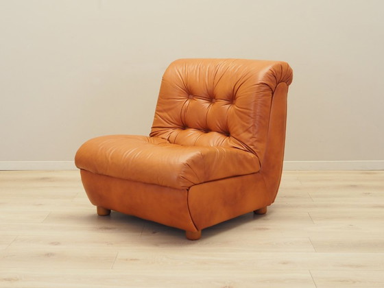 Image 1 of Fauteuil rouge, Design italien, 1970, Production : Italie