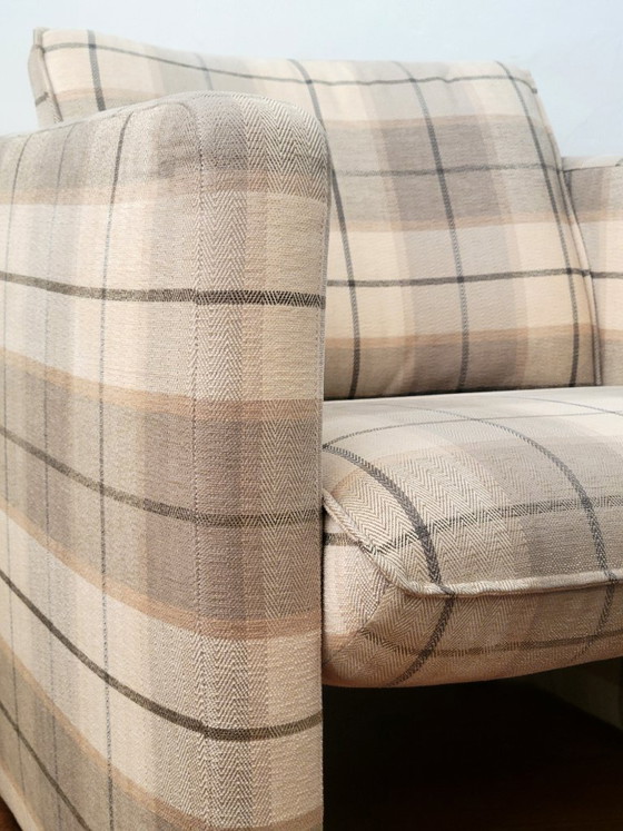 Postmodernistische clubfauteuil met geruite bekleding, jaren 80 – Textile (photo 5 of 12)
