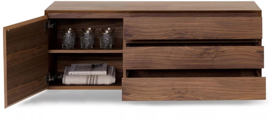 Image 1 of Aparador en nogal - 140 x 45 x 51 cm - Exposición // Independiente o montado