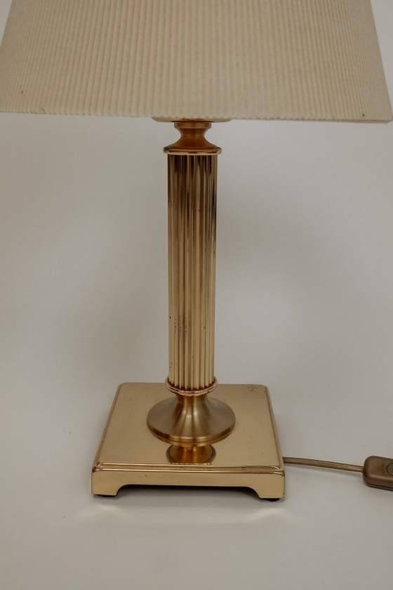 Image 1 of Messing vintage tafellamp met crèmekleurige plisse kap