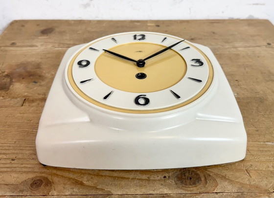 Image 1 of Vintage Beige Bakelite Wall Clock from Prim, 1950s