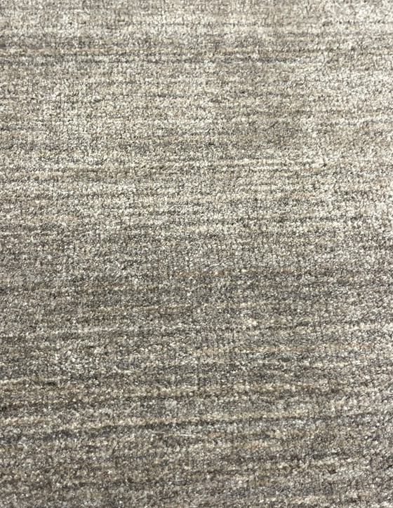 Image 1 of Leolux Evidence Milan carpet beige 200 x 300 new