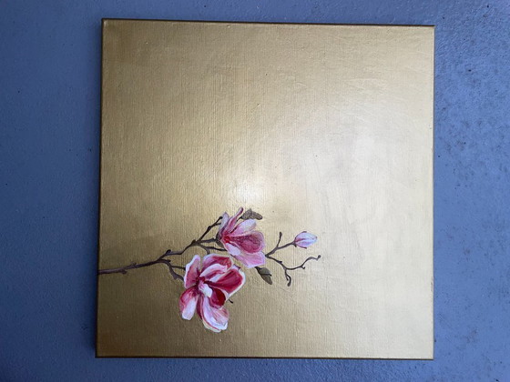 Image 1 of Magnolia om gold