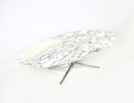 Mesa de comedor ovalada de Florence Knoll para Knoll, años 60