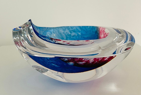 Image 1 of « SWUNG », objet en verre unique de Petr Kuchta