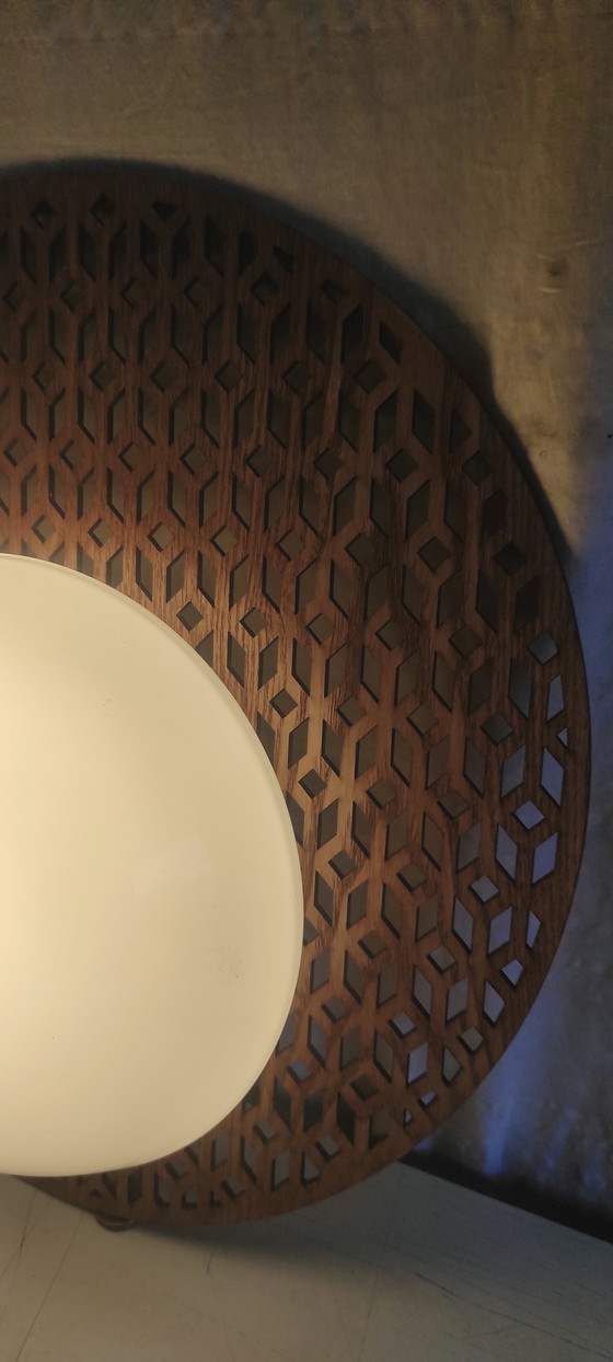 Image 1 of Appliques design en bois et globe opaline - mid.XXeme 