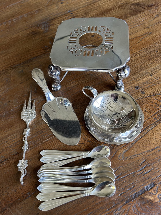 Image 1 of Silver-plated Vintage Tea Set. (17-Piece)