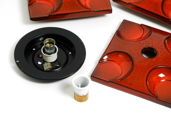 Image 1 of Drei schöne original 1970er Space Age rote Keramik-Wandlampen