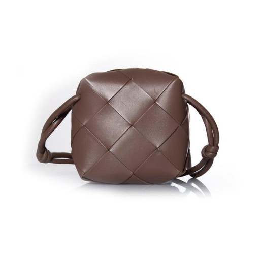 Bottega Veneta, borsa per fotocamera mini cassetta