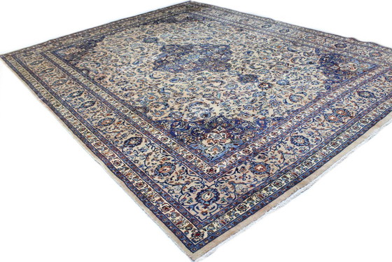 Image 1 of Hand-knotted Persian carpet Kashmar 390x290