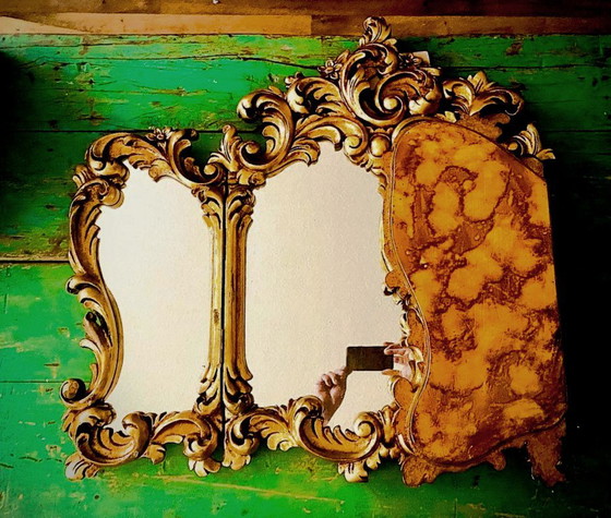 Image 1 of Origineel. Prachtige barokke spiegel met vleugel.