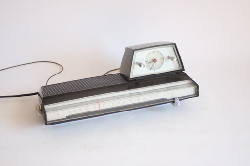 Vintage Philips Clock Radio model 22RS274, 1967