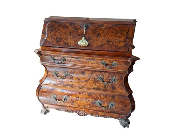 Image 1 of Niederländisches Barock-Triptychon aus den 1920er Jahren – Klappschrank und zwei eingelegte Nachttische