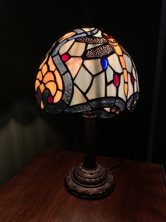 Image 1 of Tiffany style tafel lamp 