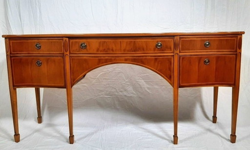 Engelse gebogen grenenhouten ladekast