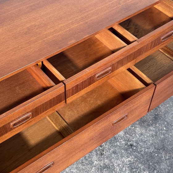 Brits Teak Dressoir, jaren 60 – Wood (photo 5 of 13)