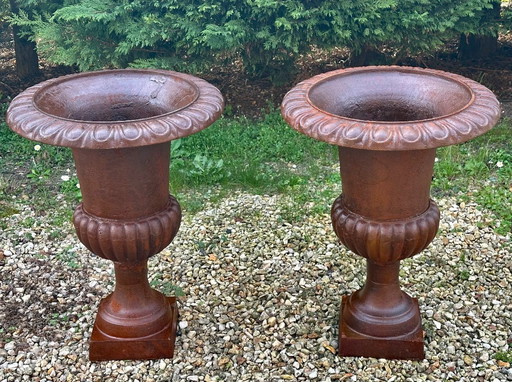 Medici gietijzeren waskommen (paar), hoogte 74 cm