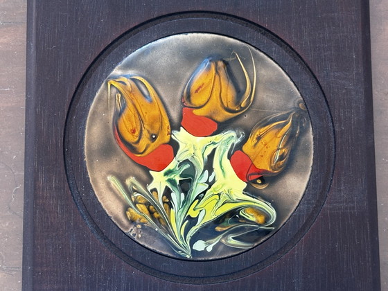 Smalto vintage su rame con decorazione stilizzata di tulipani – Quadro modernista incorniciato – Anni '60-'70 (photo 3 of 10)
