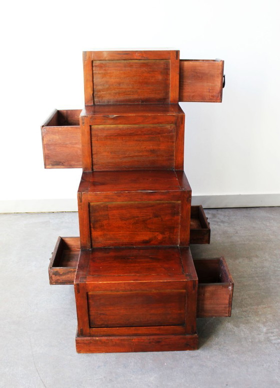 Image 1 of Treppenhausmöbel aus Massivholz, Mitte des 20. Jahrhunderts.