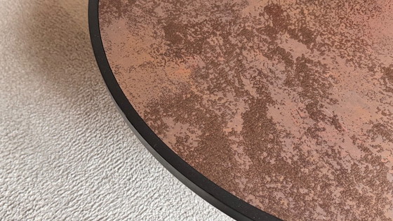 Round Coffee table with copper-colored top, Leolux, Metal, Black, Modern (photo 3 of 6)