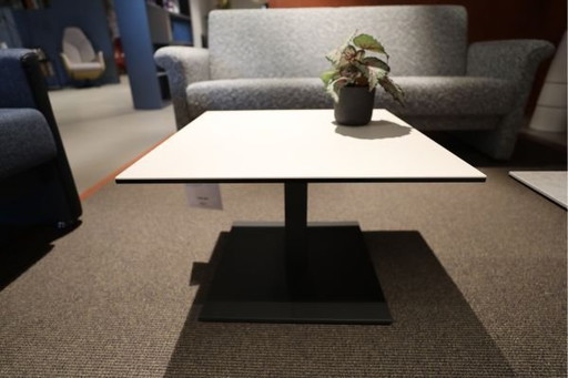 Table basse Dado de marque privée