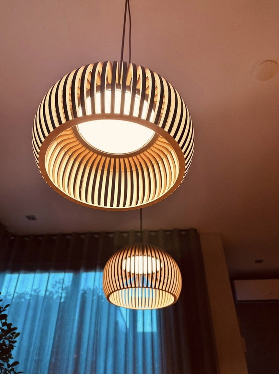 2x Secto Design Atto 5000 – Pendelleuchten, Holz (photo 2 of 5)
