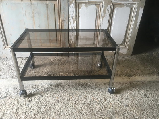 Metal coffee table with smoked glass. – Chrome, Vintage (photo 4 of 15)