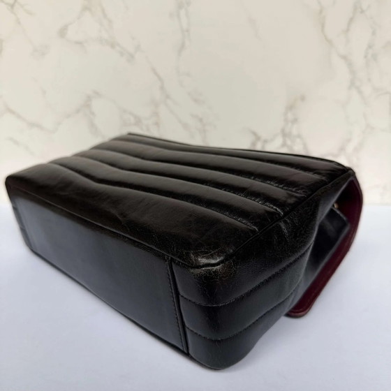 Chanel reversed chevron flap bag – Bolsos de hombro, Cuero (photo 8 of 16)