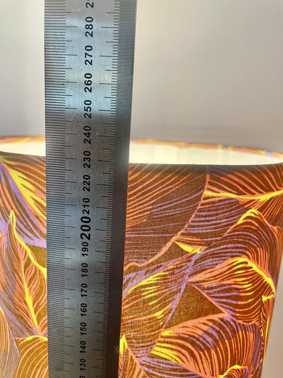 Übelacker tafellamp - batterijgevoede lamp op een haardvaas met botanische lampenkap | 42 cm (photo 10 of 15)