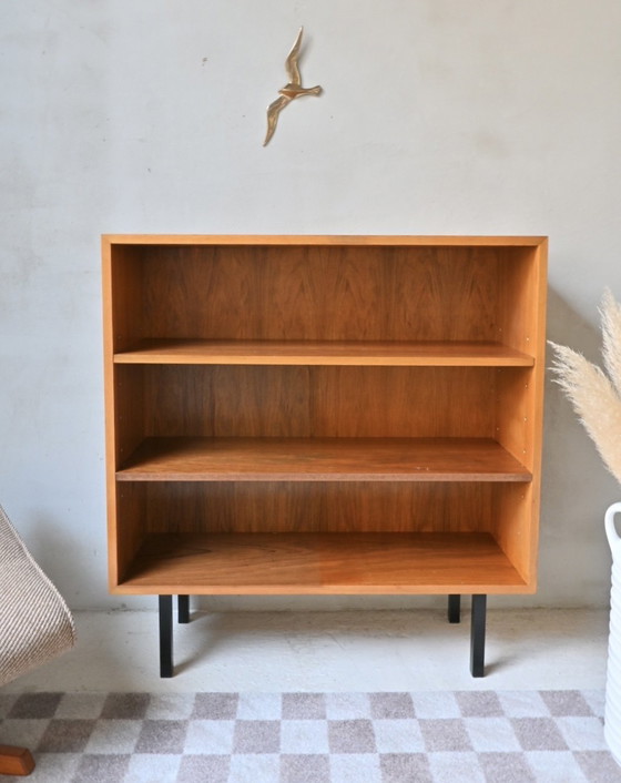 Image 1 of Libreria vintage – impiallacciatura in teak, stile metà secolo