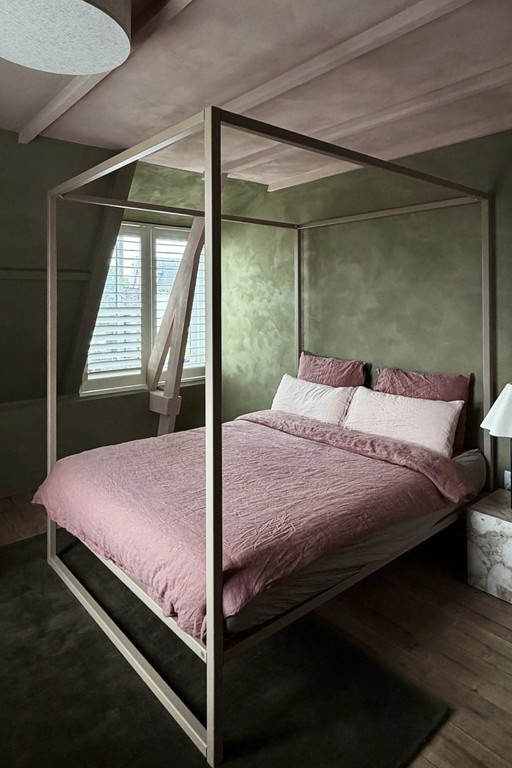 Letto a baldacchino di Robuust Amsterdam 160x200