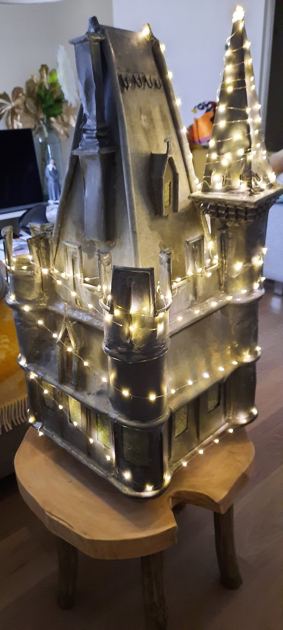 Image 1 of Prachtig groot zinken kasteel 19e eeuws