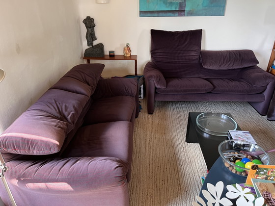 2 Cassina Maralunga Zweisitzer-Sofas – 2 Sitzer Sofas, Textile (photo 4 of 5)