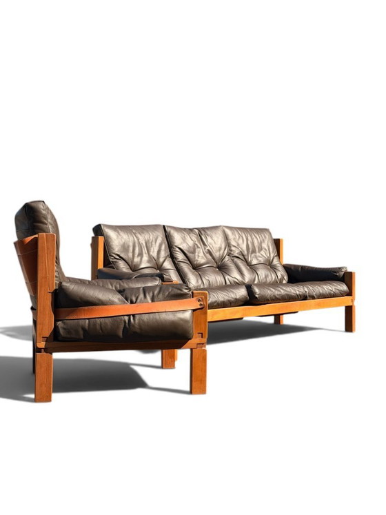 Auténtico conjunto de salón Pierre Chapo: sofá S32 y sillón S15 - Olmo y cuero (años 60) – Zona de estar (photo 7 of 23)
