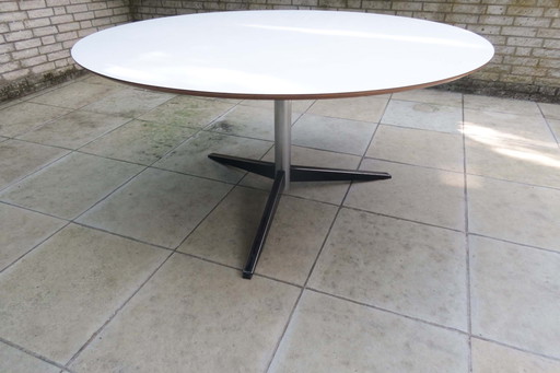 Round Dining Table 't Spectrum TE 06 by Martin Visser