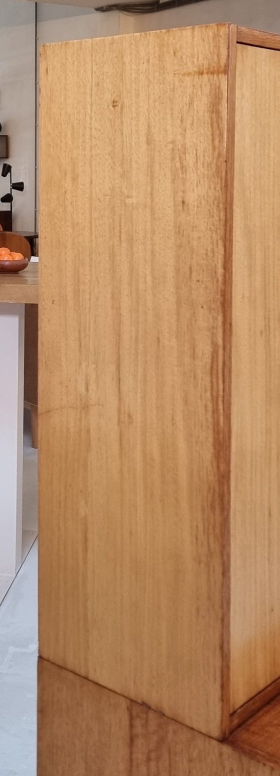 Image 1 of Aparador de mediados de siglo