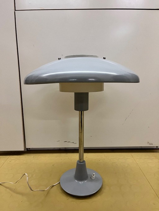 Stilnovo – Model 8022 – Table lamp – Chrome and lacquered metal – Italian design 1950