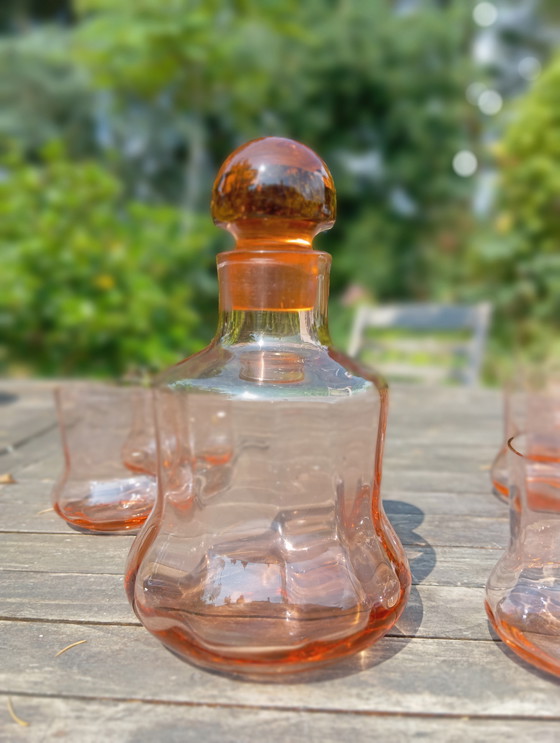 Image 1 of 5 bicchieri da whisky in vetro rosa vintage e decanter