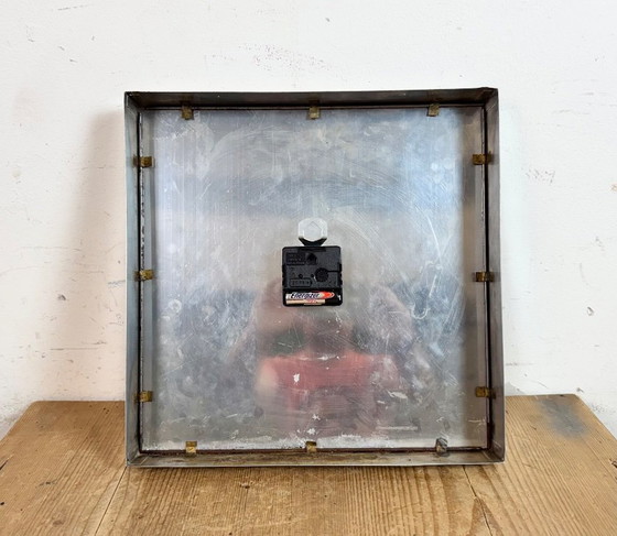 Image 1 of Vintage Swiss Square Wall Clock from Reform, 1950s