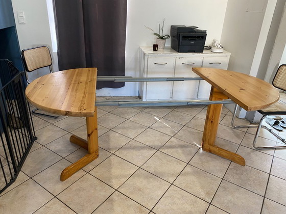 Image 1 of Tavolo rotondo allungabile, diametro 106 cm, modello Baumann, in legno massello di pino, vintage anni '70.