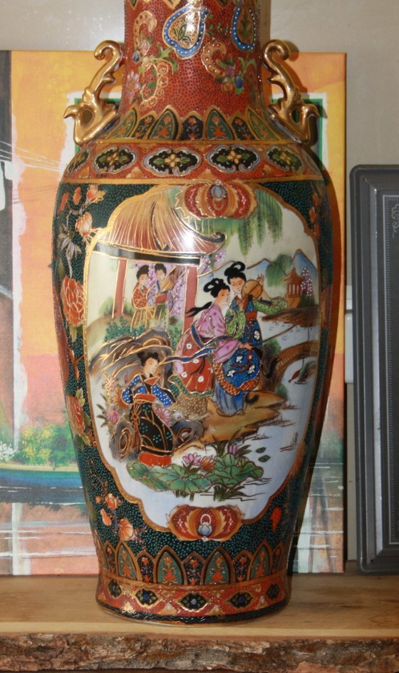Image 1 of Large hand-painted Satsuma vase – 63 cm – Japanese style