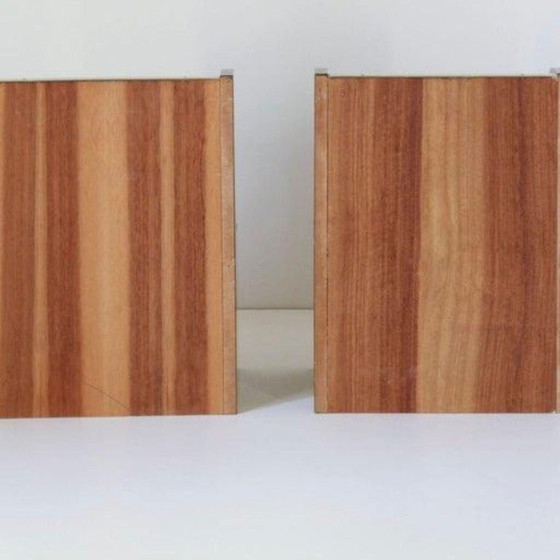 1x Vintage Italiaanse Mid-Century Modern Palissander Nachtkastjes, circa 1970 – Glass (photo 10 of 11)
