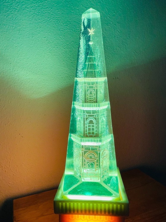 Image 1 of Luce notturna Krelmin, architettura futurista, dall'URSS