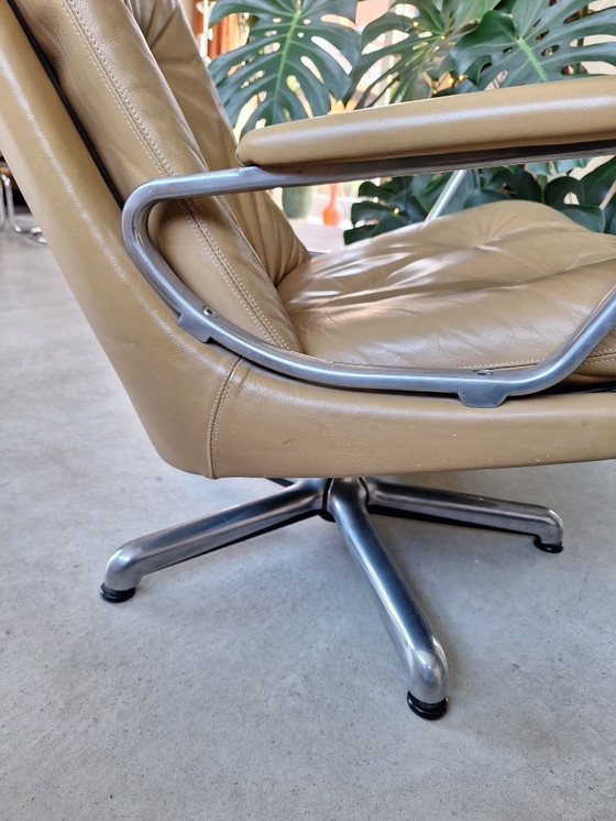 Image 1 of Poltrona girevole Gentilina Strassle anni '60