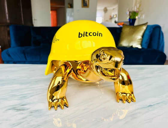 Image 1 of turtle bitcoin sculpture popart pop art luxury money statue unique gold tortoise