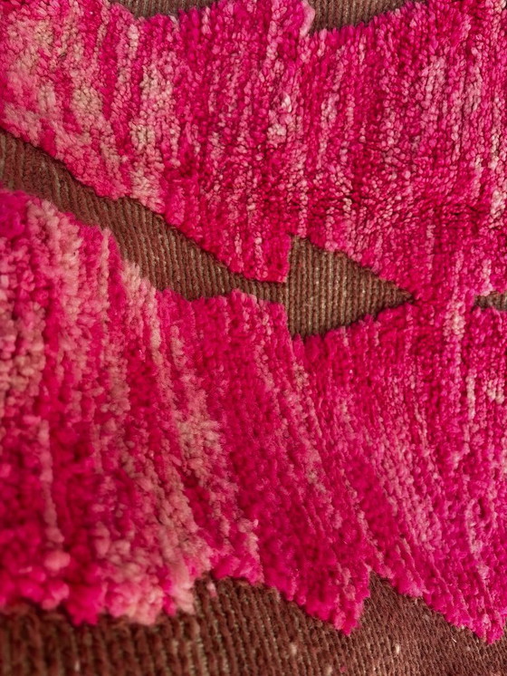 Image 1 of Pink Moroccan Mrirt Wool Rug 160x200 cm – Handwoven Berber Carpet
