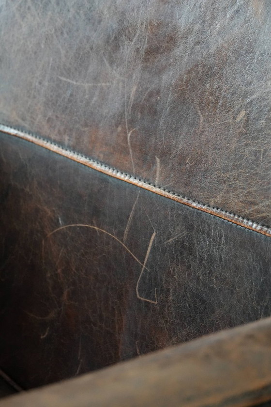 Image 1 of 2 eleganti poltrone di design in pelle di pecora con splendidi colori intensi e un design senza tempo